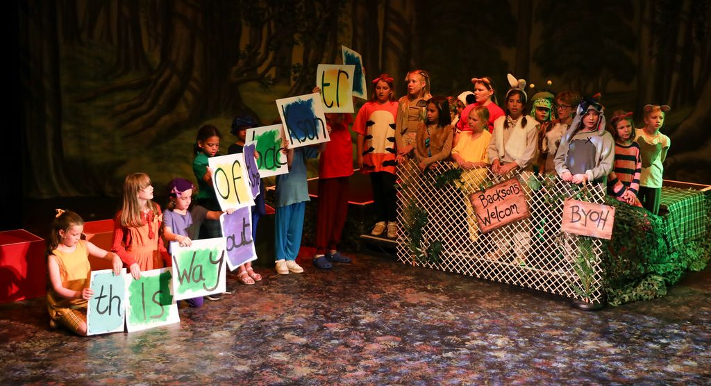 Show in a Week: Finding Nemo Kids Cast Members 2 image 7